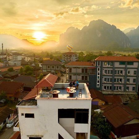 Easy Go Backpacker Hostel Ванг-В'єнг Екстер'єр фото