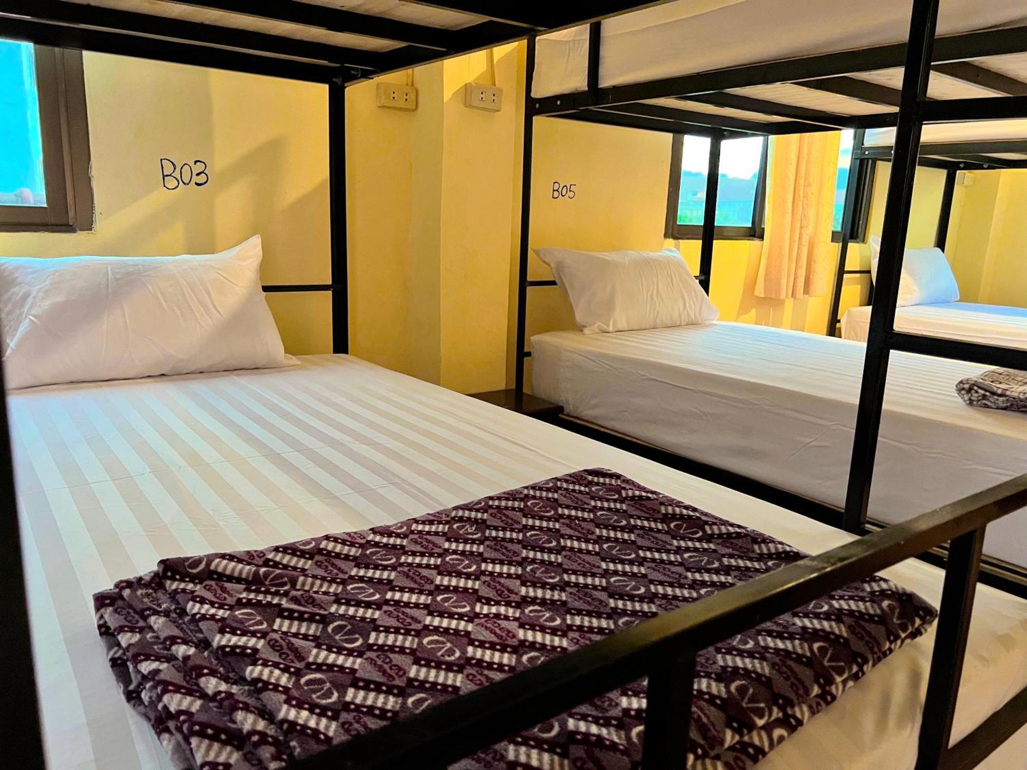Easy Go Backpacker Hostel Ванг-В'єнг Екстер'єр фото
