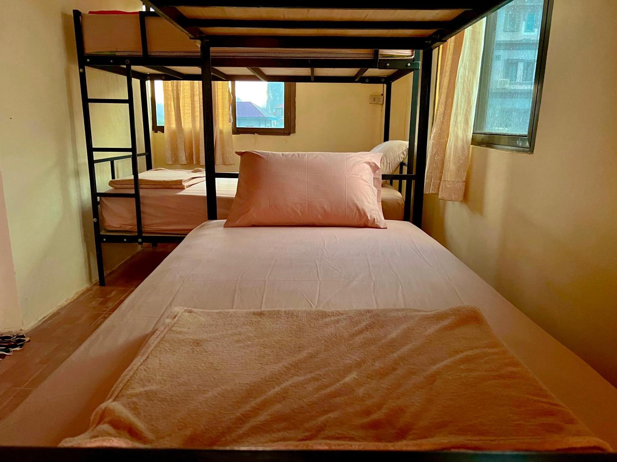 Easy Go Backpacker Hostel Ванг-В'єнг Екстер'єр фото