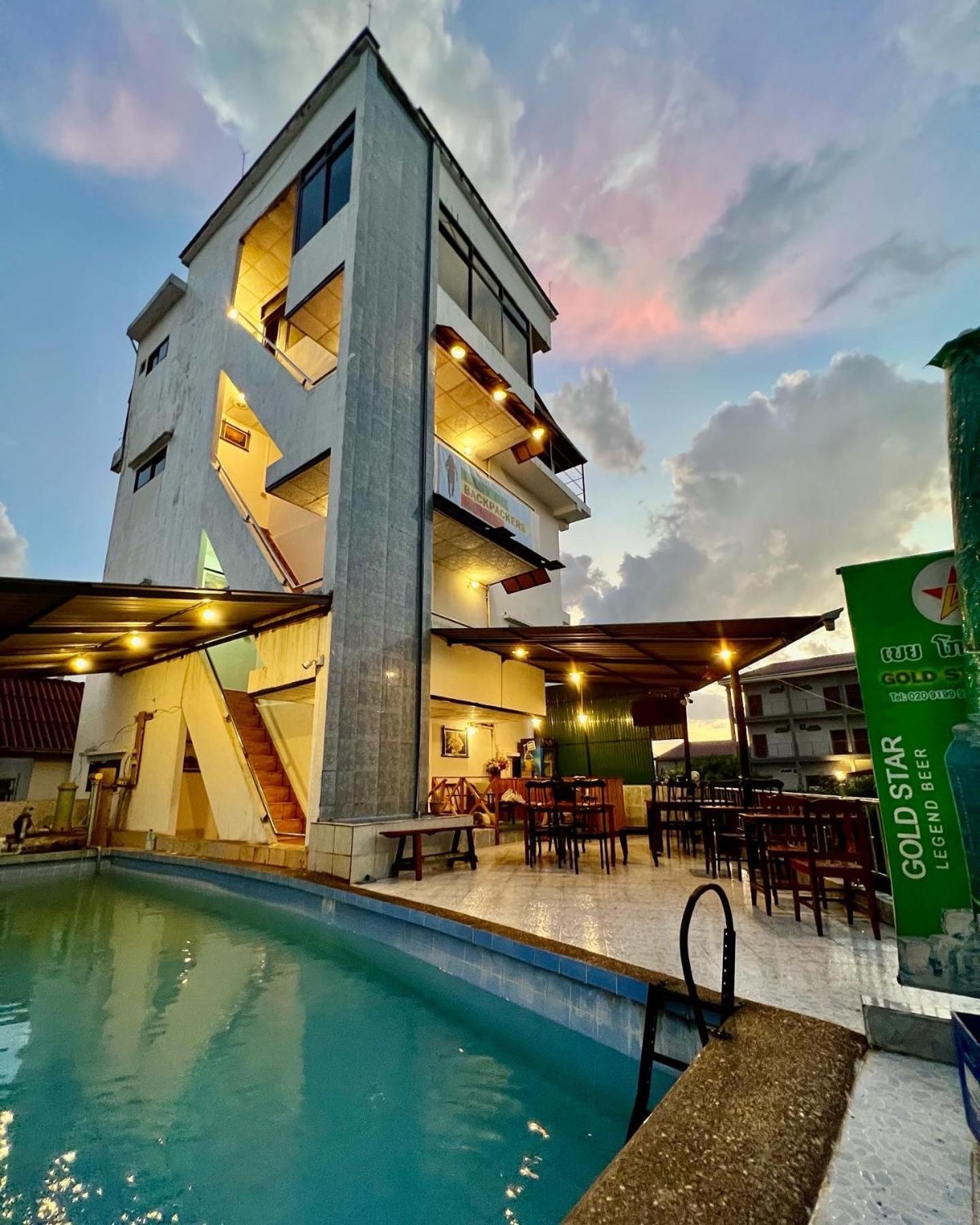 Easy Go Backpacker Hostel Ванг-В'єнг Екстер'єр фото
