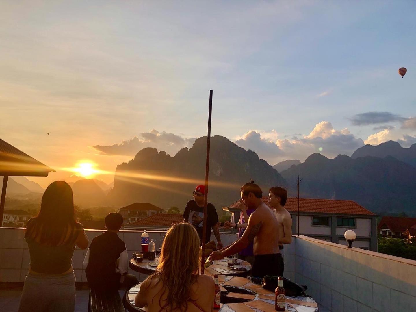 Easy Go Backpacker Hostel Ванг-В'єнг Екстер'єр фото