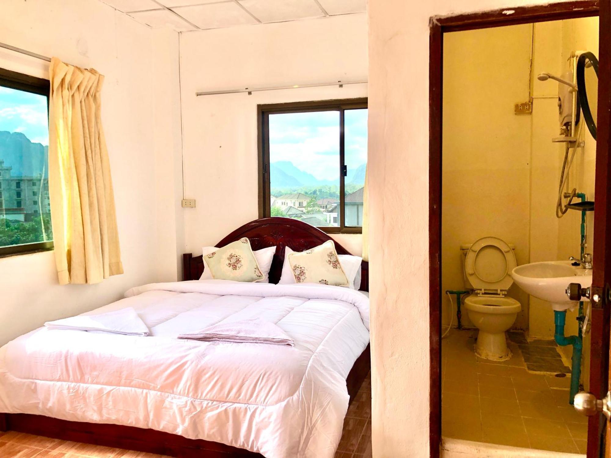 Easy Go Backpacker Hostel Ванг-В'єнг Екстер'єр фото
