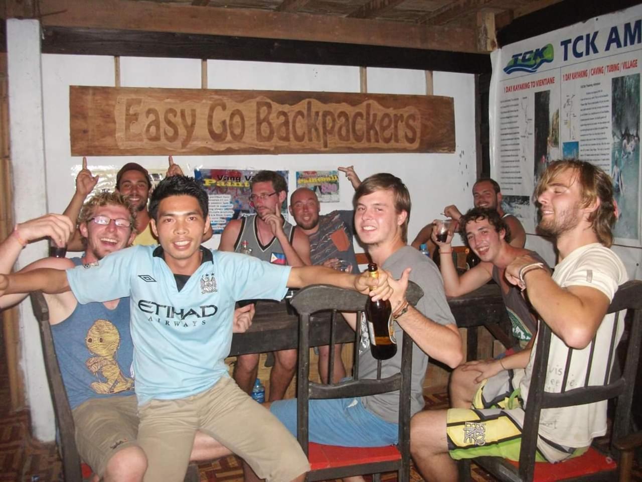 Easy Go Backpacker Hostel Ванг-В'єнг Екстер'єр фото